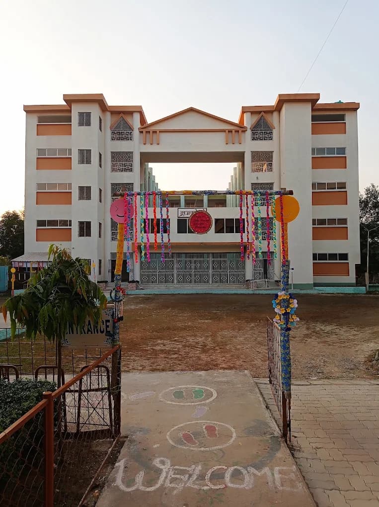 Gitaram Gurukul Academy Higher Secondary hiring teachers and staff for multiple positions